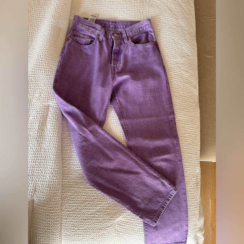Levi’s 501 jeans in purple size 26 waist length 28